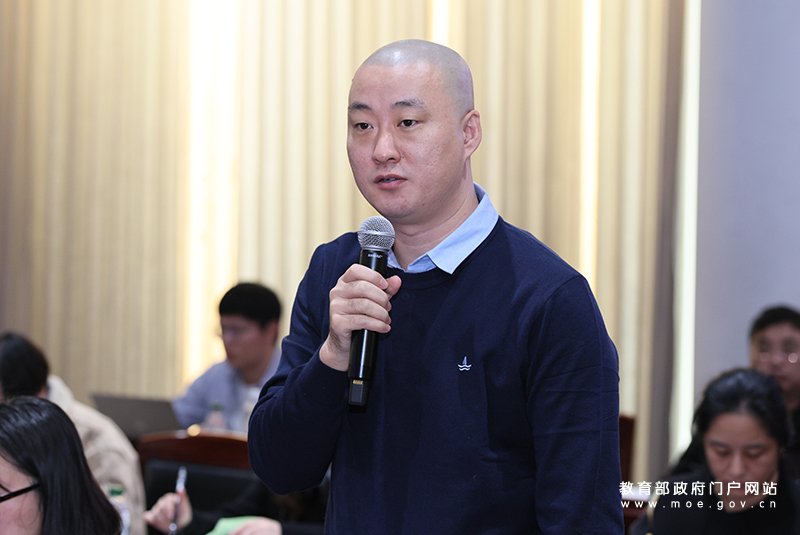 在中央组织部的统筹协调下